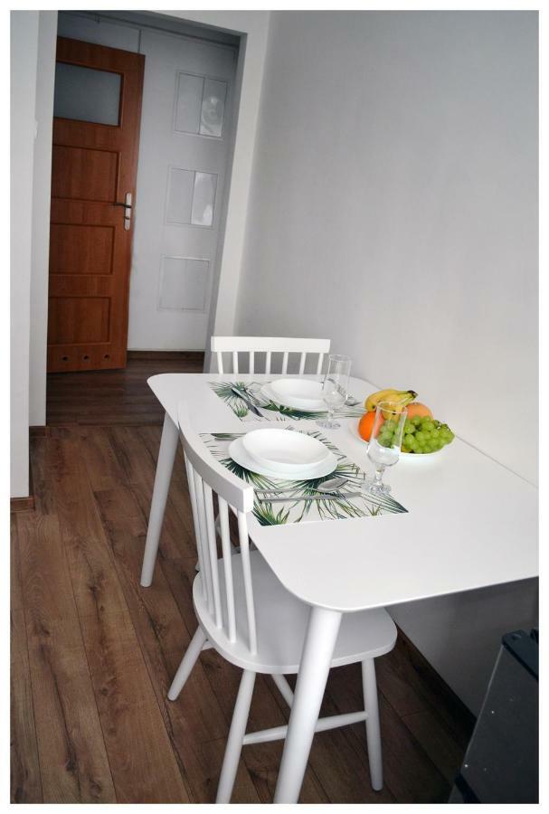 Color24 Apartament Стальова-Воля Екстер'єр фото